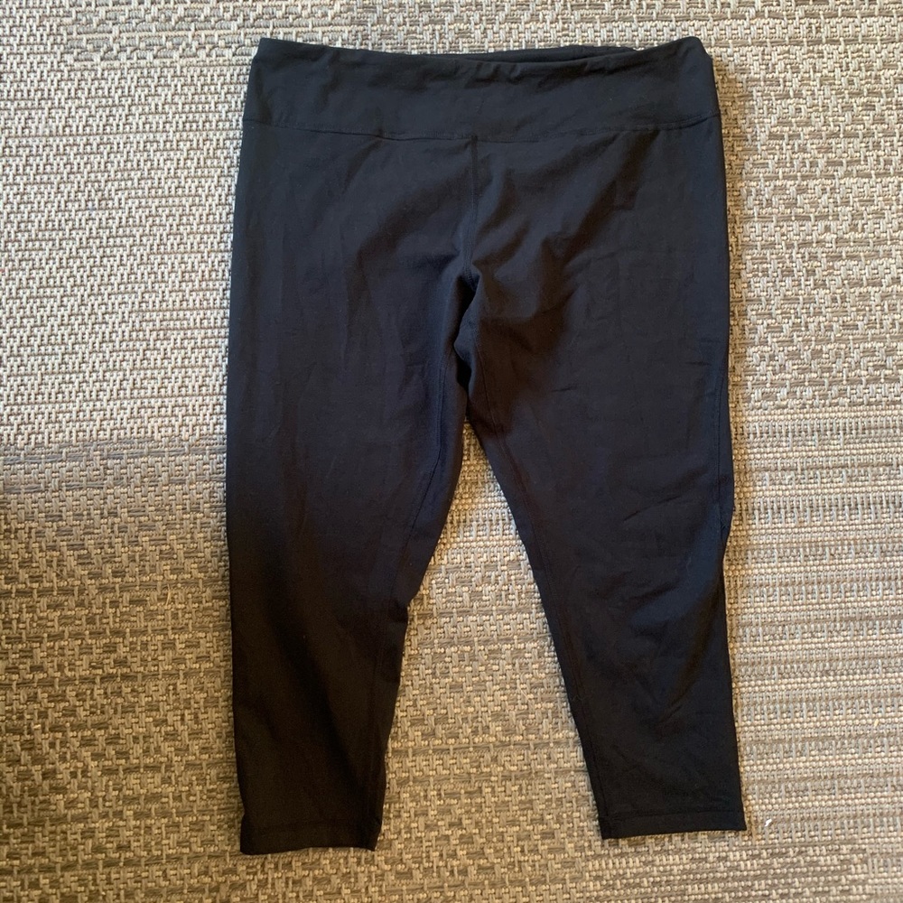 XL Zella crops
